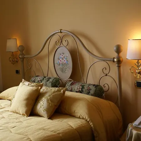 Carlo V Hotel Porto Empedocle